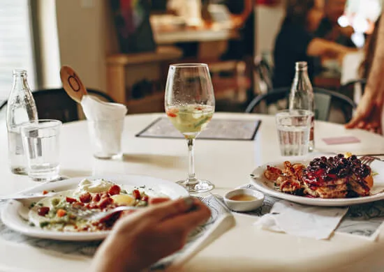 Diyetisyen kliniğinde dijitalleşmeye başlarken hangi süreçler önce ele alınmalı?